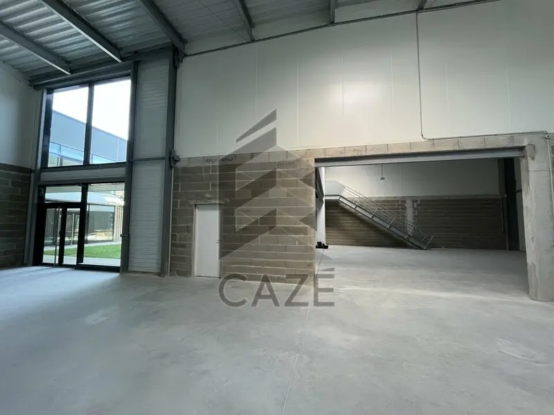 Entrepôt / Activité à louer - Mérignac (33700) - 509 m² - 5 216 €/mois