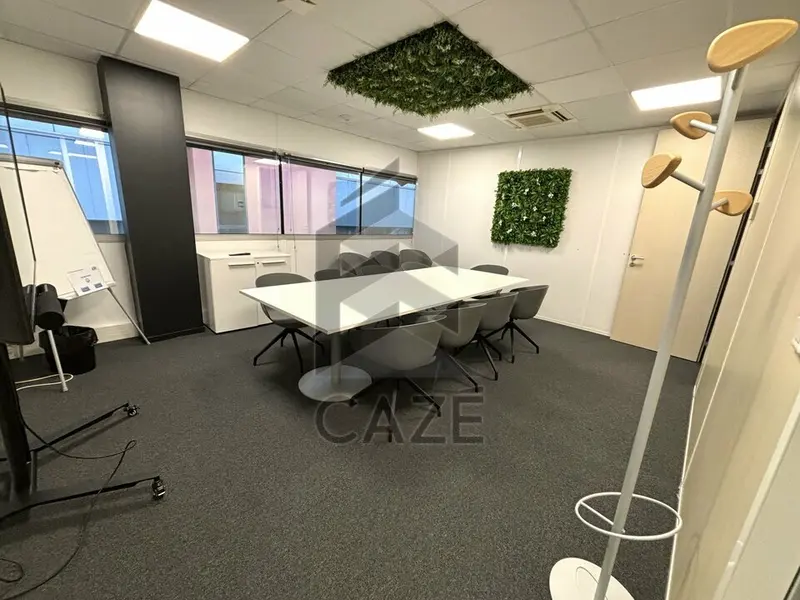 BUREAUX A LOUER FLOIRAC - PROCHE SORTIE 24 