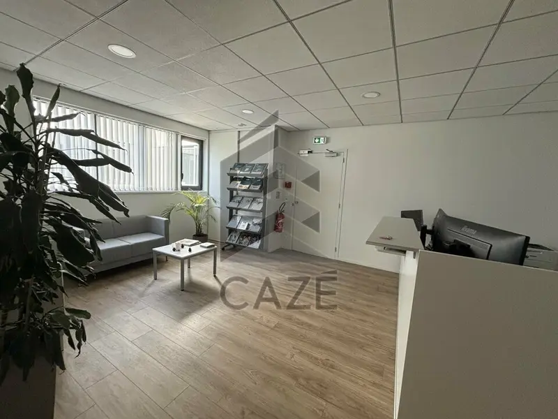 PLATEAU DE BUREAUX A VENDRE - PROCHE ROCADE 