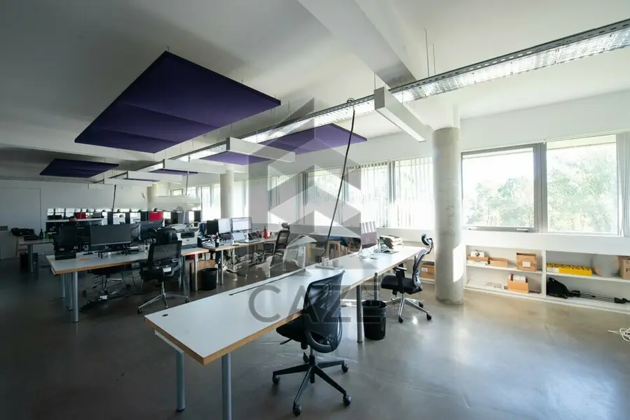 Bureau à vendre - Bruges (33520) - 363 m²