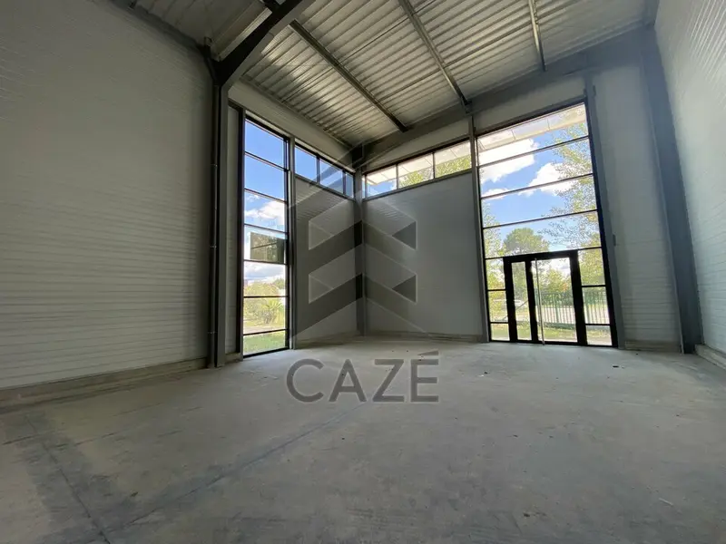 Entrepôt / Activité à louer - Canéjan (33610) - 505 m² - 4 208 €/mois