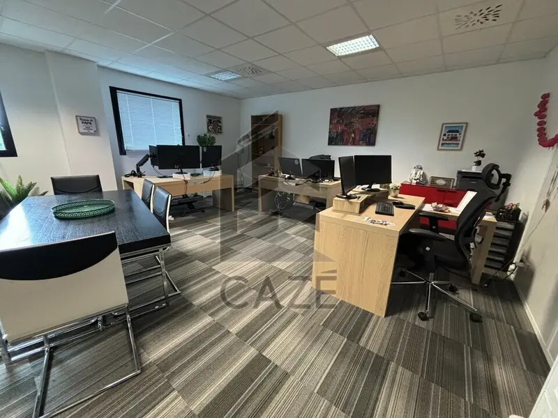 Bureau à louer - Artigues-Près-Bordeaux (33370) - 90 m² - 1 300 €/mois