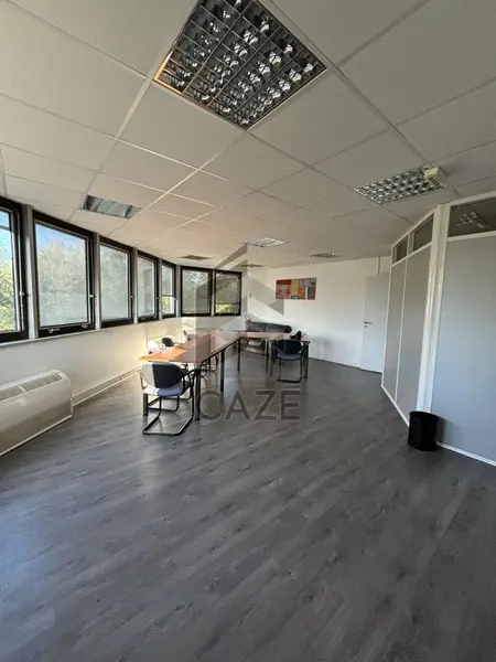 Bureau à vendre - Bruges (33520) - 140 m²