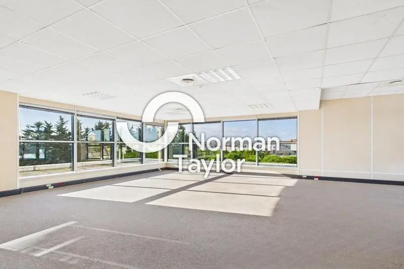 Bureau à louer - Montpellier (34000) - 1195 m² - 16 929 €/mois