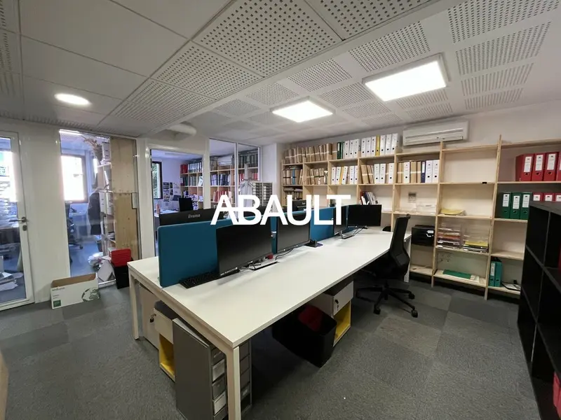 A LOUER BUREAUX TRES BON ETAT FRANCOIS VERDIER