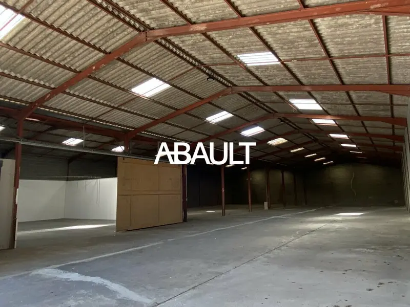 A louer Locaux d'activité 1200m² Saint-Alban