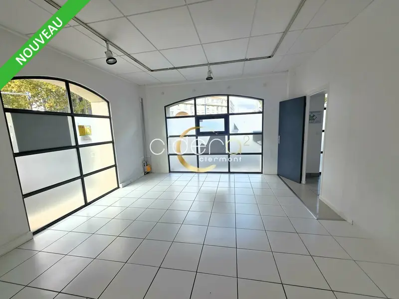 Bureau à vendre - Clermont-Ferrand (63000) - 341 m²