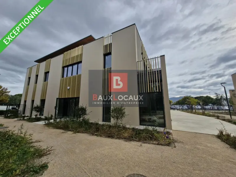 Local Commercial à louer - Aubagne (13400) - 405 m² - 13 041 €/mois