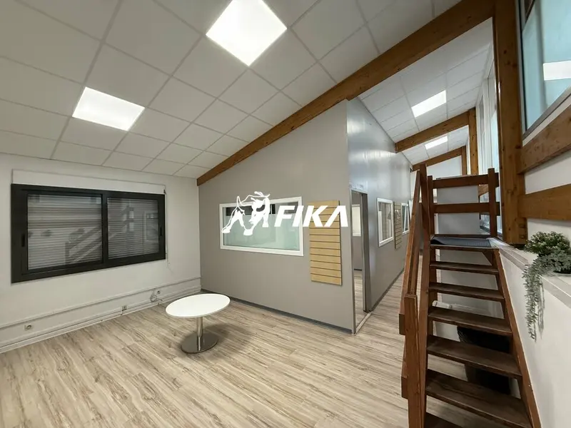 Bureau à louer - Toulouse (31400) - 124 m² - 1 550 €/mois
