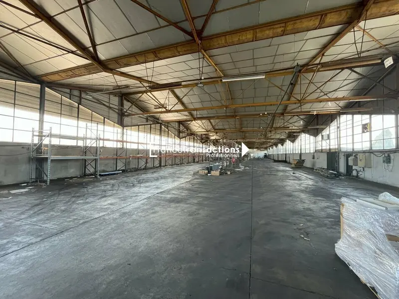 Local Commercial à louer - Portet-Sur-Garonne (31120) - 6000 m² - 48 750 €/mois