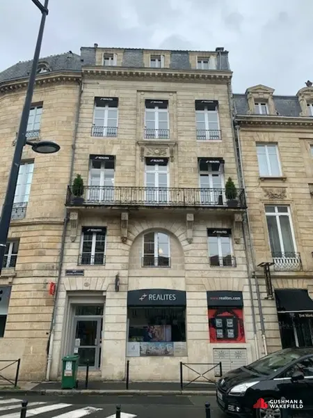 Bureau à louer - Bordeaux (33000) - 582 m² - 12 610 €/mois