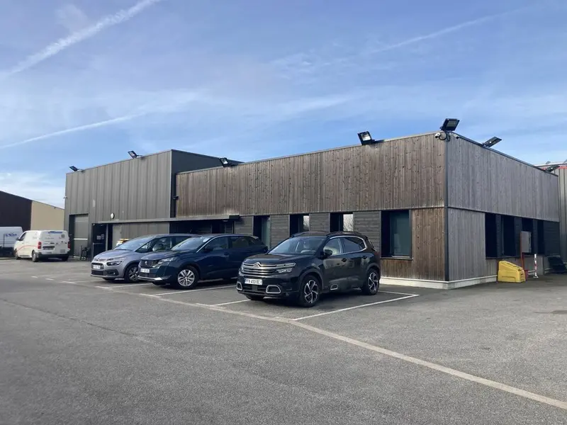 Entrepôt / Activité à vendre - Le Thuit De L'Oison (27370) - 357 m²
