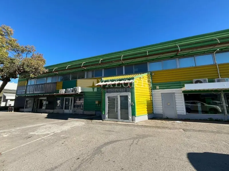 Bureau à louer - Marignane (13700) - 250 m² - 2 500 €/mois