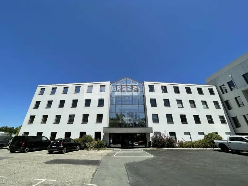 Bureau à vendre - Dardilly (69570) - 244 m²