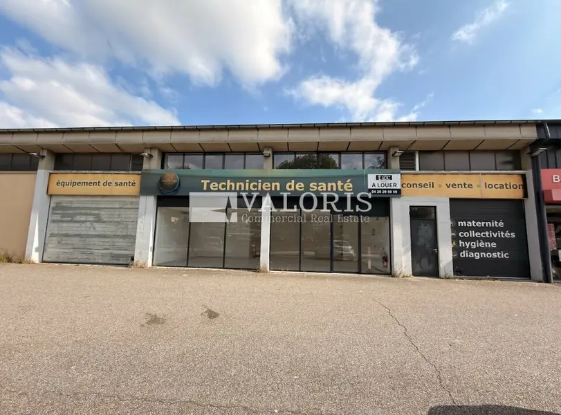 Local Commercial à louer - Chambéry (73000) - 428 m² - 4 333 €/mois