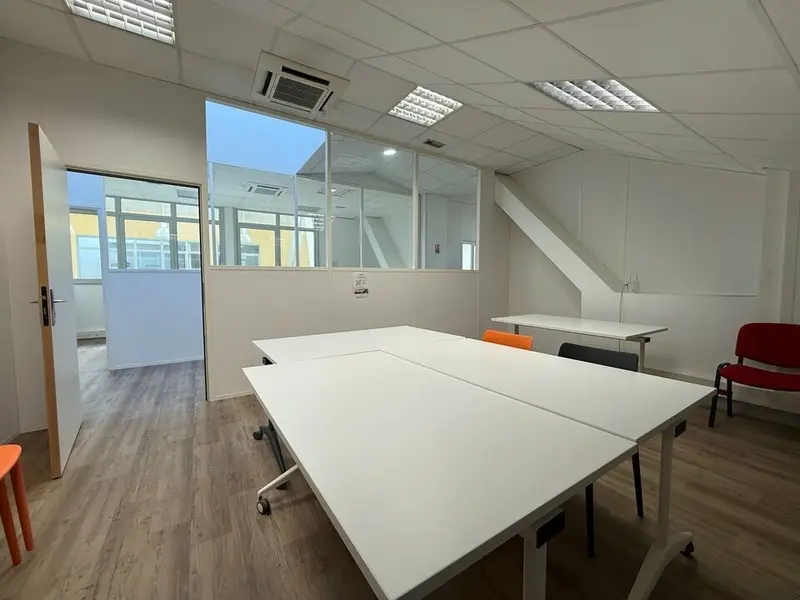 Bureau à louer - Beauvais (60000) - 310 m² - 3 083 €/mois