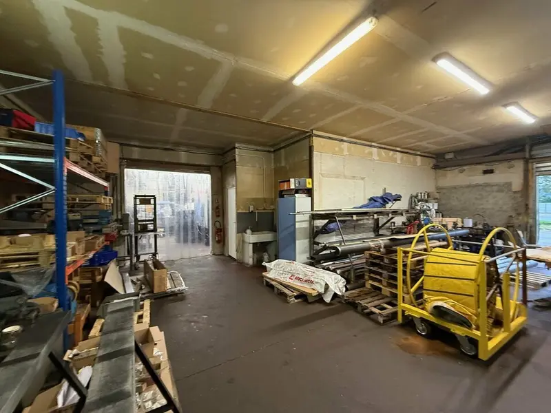 Entrepôt / Activité à louer - Warluis (60430) - 400 m² - 2 600 €/mois