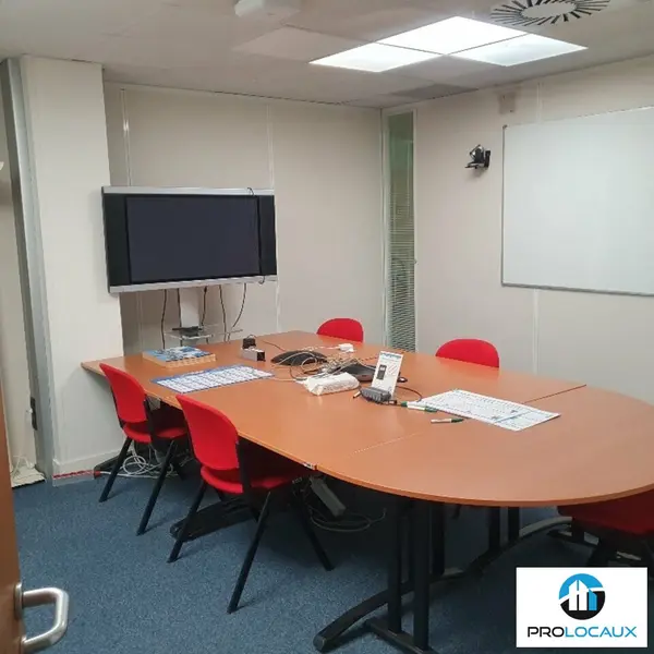 Bureau à vendre - Eybens (38320) - 1142 m²