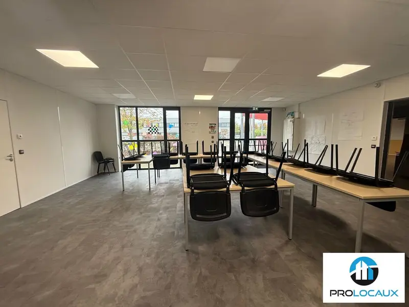 Bureau à louer - Beauvais (60000) - 177 m² - 1 770 €/mois