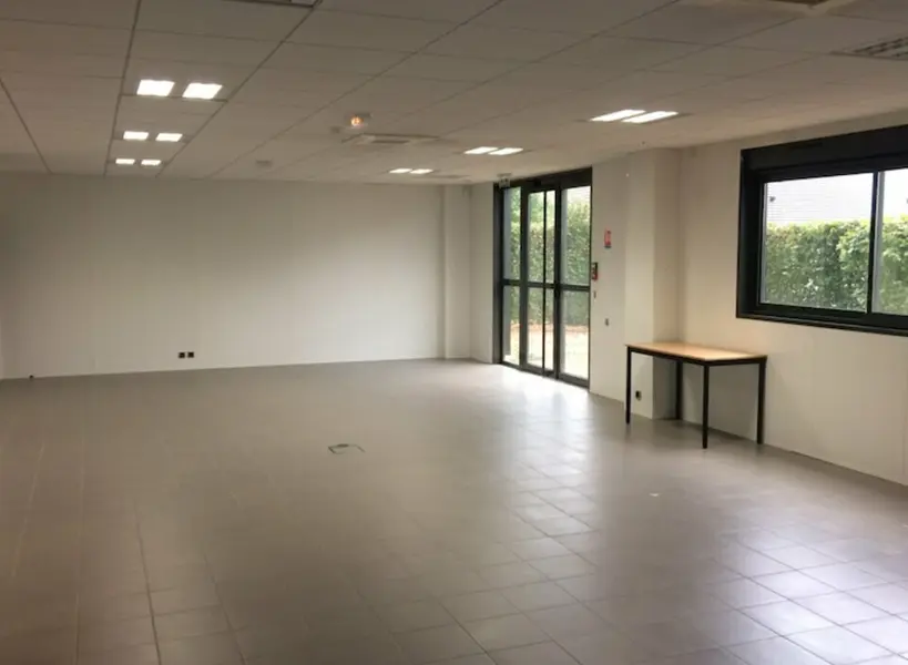Bureau à louer - Beauvais (60000) - 130 m² - 1 256 €/mois
