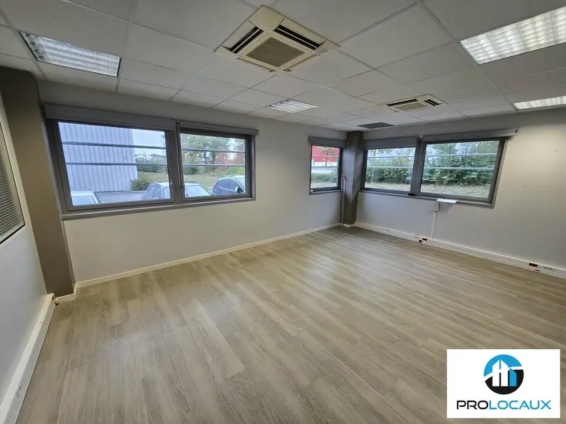 Bureau à louer - Amiens (80000) - 89 m² - 1 258 €/mois