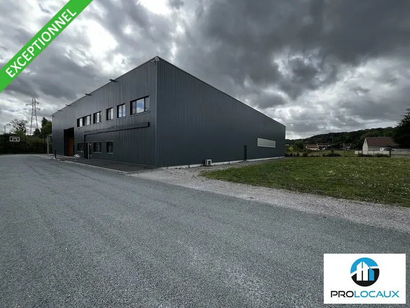Entrepôt / Activité à louer - Pontpoint (60700) - 1772 m² - 11 833 €/mois