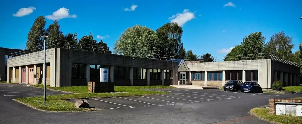 Bureau à louer - Caen (14000) - 1059 m² - 9 266 €/mois