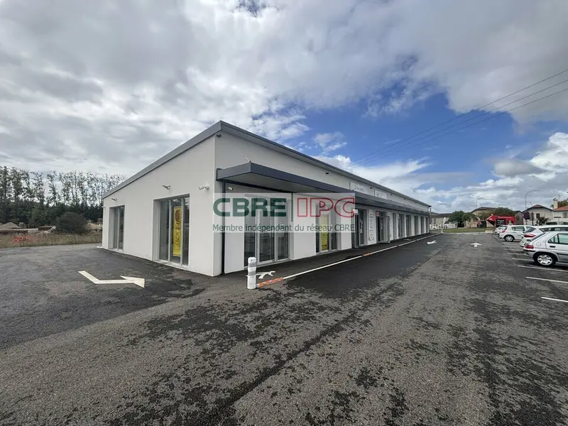 Local Commercial à vendre - Sault-De-Navailles (64300) - 465 m²