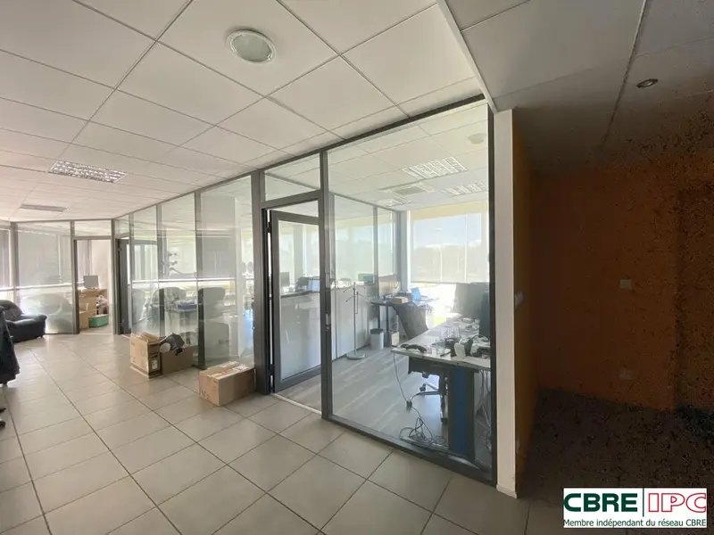 Bureau à louer - Anglet (64600) - 122 m² - 2 200 €/mois