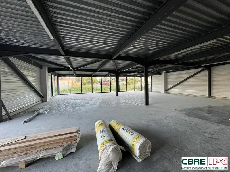 Local Commercial à louer - Bénesse-Maremne (40230) - 300 m² - 4 000 €/mois