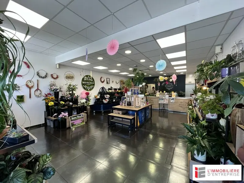 Local Commercial à louer - Saint-Malo (35400) - 100 m² - 2 500 €/mois