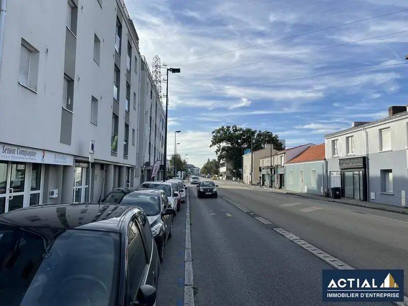 Bureau à louer - Nantes (44200) - 116 m² - 1 436 €/mois