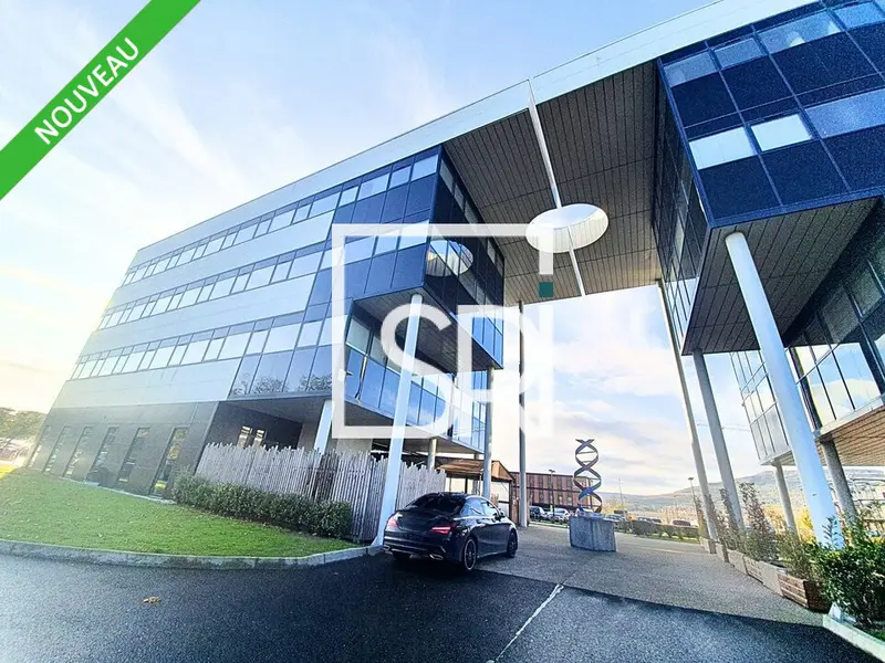 Bureau à louer - Cournon-D'Auvergne (63800) - 426 m² - 4 615 €/mois
