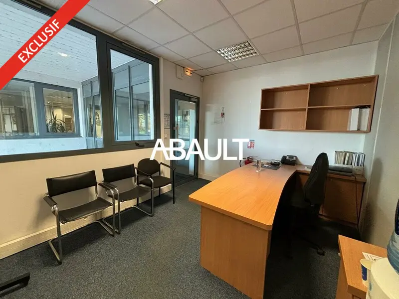 Bureau à louer - Saint-Jean (31240) - 150 m² - 2 000 €/mois