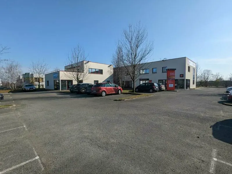 Bureau à louer - Évreux (27000) - 140 m² - 1 523 €/mois