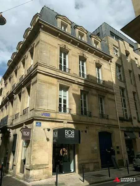Bureau à louer - Bordeaux (33000) - 90 m² - 1 500 €/mois