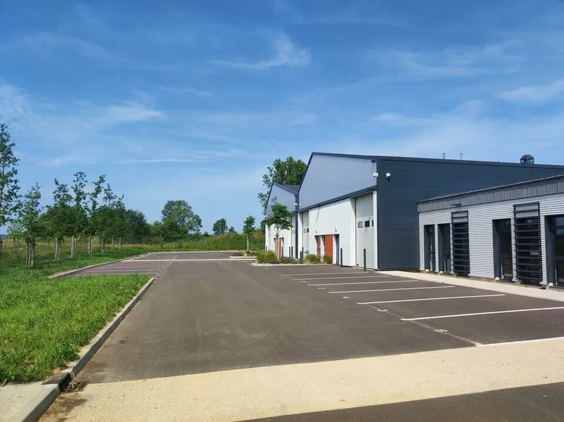 Entrepôt / Activité à louer - Pavilly (76570) - 326 m² - 2 178 €/mois