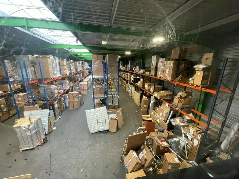 A louer Locaux d'activité 1095m² Genas