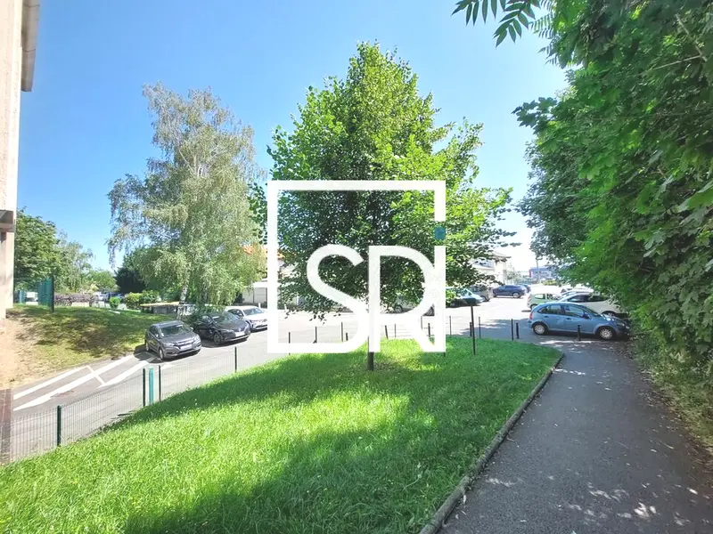 A89 / A71 - LOCATION BUREAUX 443 M² - 63000 CLERMONT-FERRAND