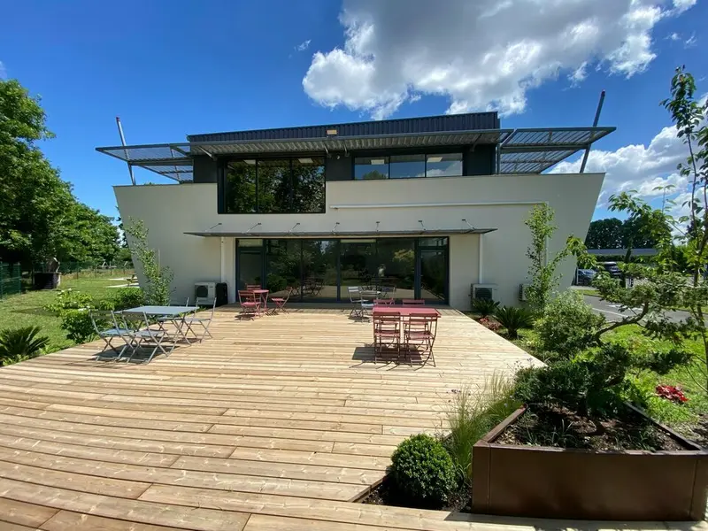 Bureau à louer - Bruges (33520) - 11 m² - 332 €/mois