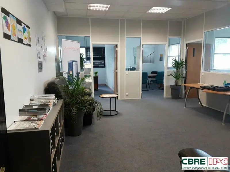Bureau à louer - Bayonne (64100) - 88 m² - 1 433 €/mois