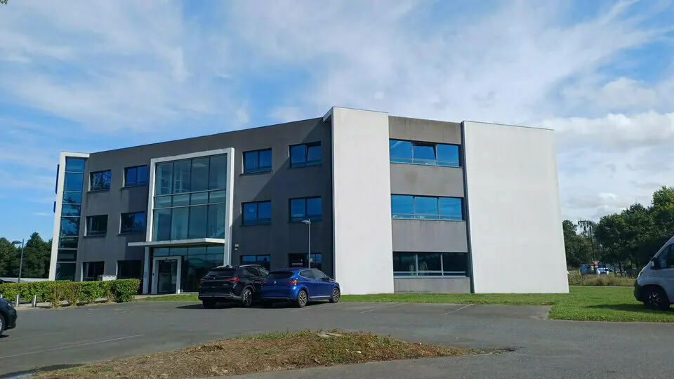 Bureau à louer - Hérouville-Saint-Clair (14200) - 118 m² - 1 475 €/mois