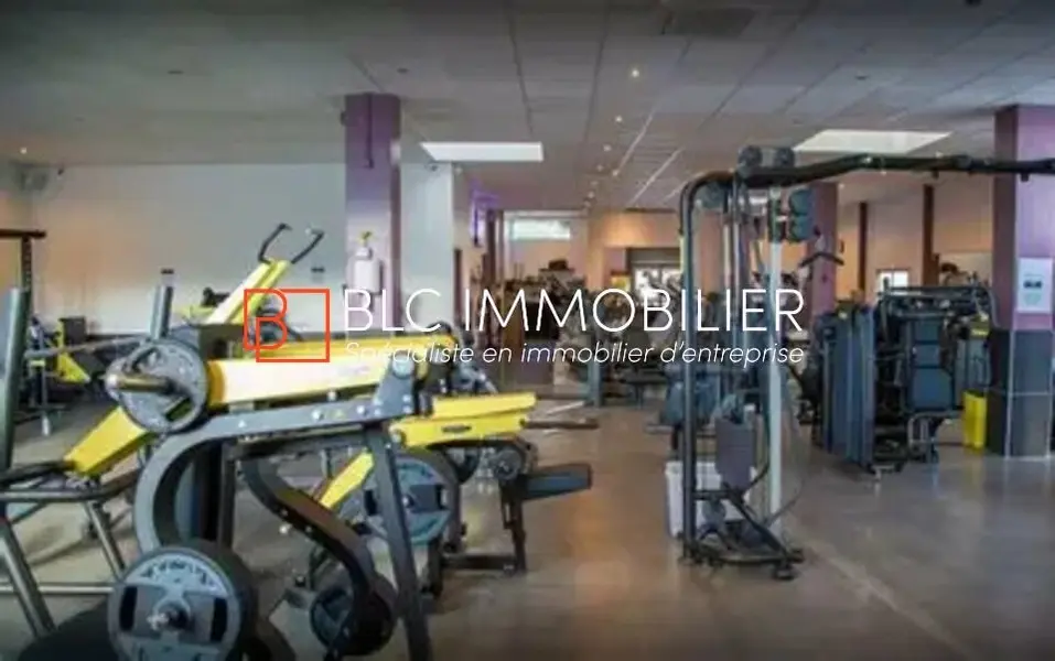 Local Commercial à vendre - Marseille 13 (13013) - 500 m²