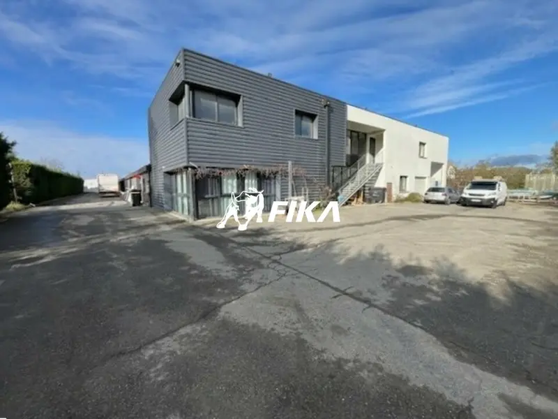 Entrepôt / Activité à vendre - Muret (31600) - 2641 m²