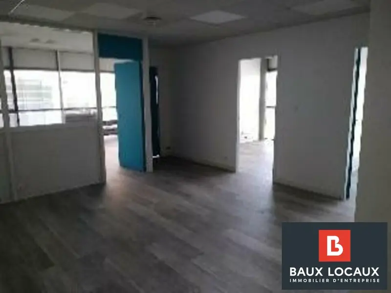 Bureau à louer - Avignon (84000) - 93 m² - 1 668 €/mois