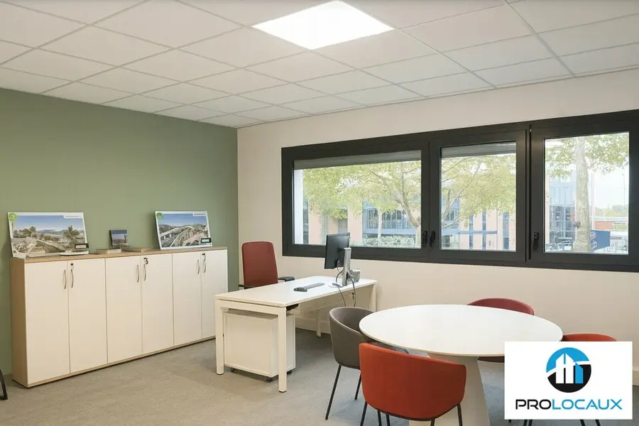 Entrepôt / Activité à louer - Camon (80450) - 1330 m² - 7 000 €/mois