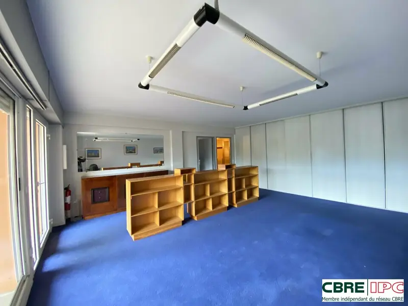 Bureau à louer - Bayonne (64100) - 67 m² - 900 €/mois