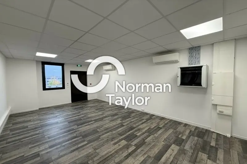 Bureau à louer - Montpellier (34000) - 183 m² - 2 592 €/mois