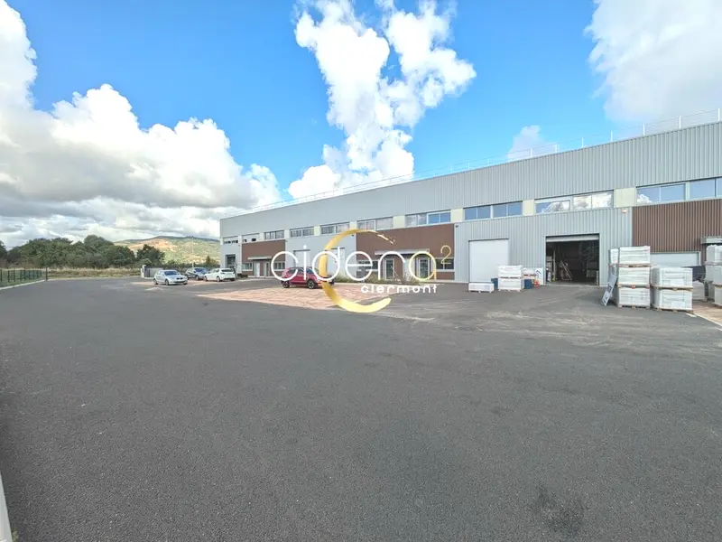 Entrepôt / Activité à louer - Cournon-D'Auvergne (63800) - 1680 m² - 9 480 €/...