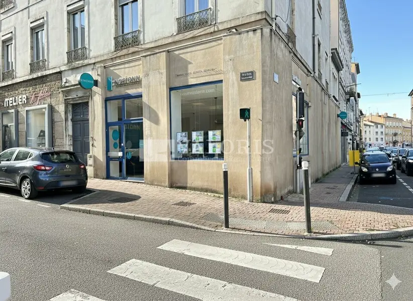 Local Commercial à louer - Villefranche-Sur-Saône (69400) - 130 m² - 1 780 €/...